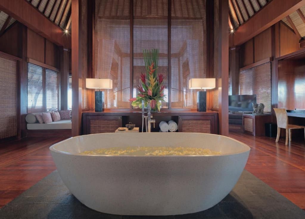best 5 star hotels in Seminyak Bali