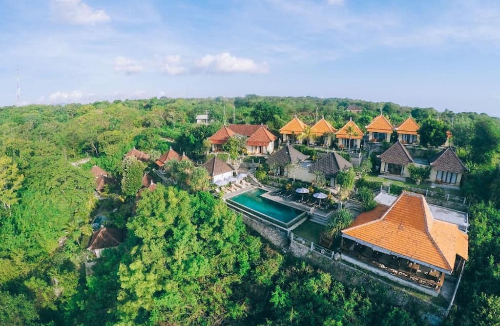 where to stay Nusa Lembongan